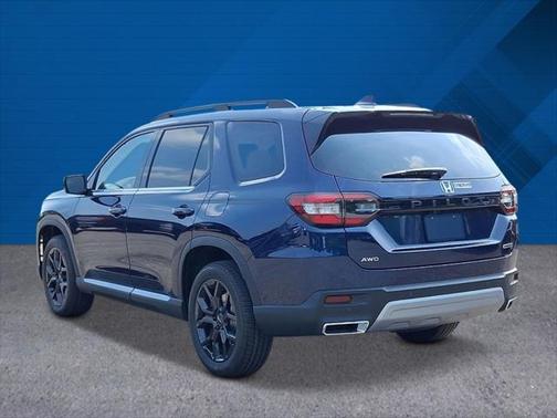 2025 Honda Pilot Touring 8-Passenger