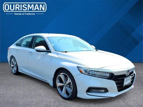 2019 Honda Accord Touring 2.0T