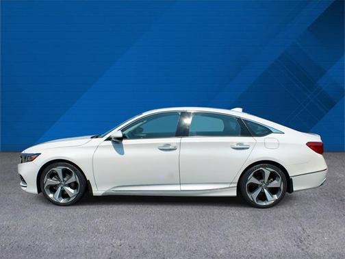 2019 Honda Accord Touring 2.0T