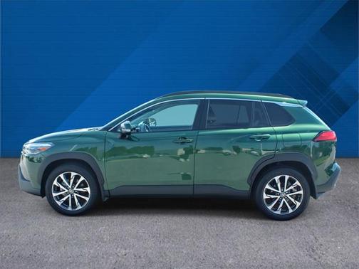 2023 Toyota Corolla Cross XLE
