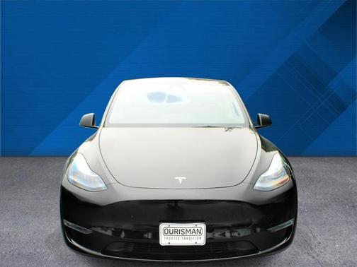 2025 Tesla Model Y Long Range Dual Motor All-Wheel Drive