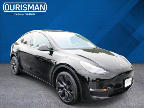 2025 Tesla Model Y Long Range Dual Motor All-Wheel Drive
