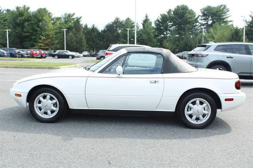 1990 Mazda MX-5 Miata Base