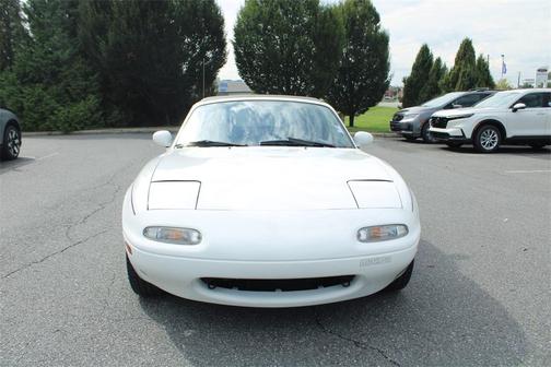 1990 Mazda MX-5 Miata Base