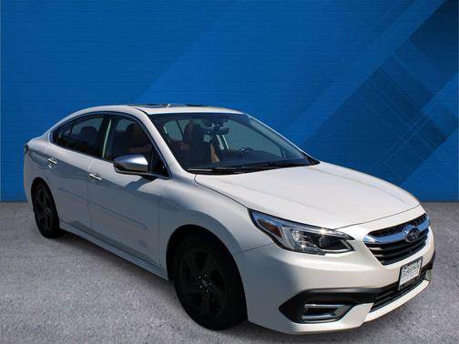 Crystal White Pearl 2022 Subaru Legacy Touring XT