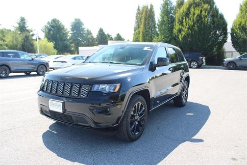 2017 Jeep Grand Cherokee Altitude