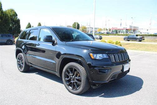 2017 Jeep Grand Cherokee Altitude