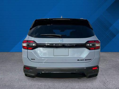 2026 Honda Pilot Black Edition