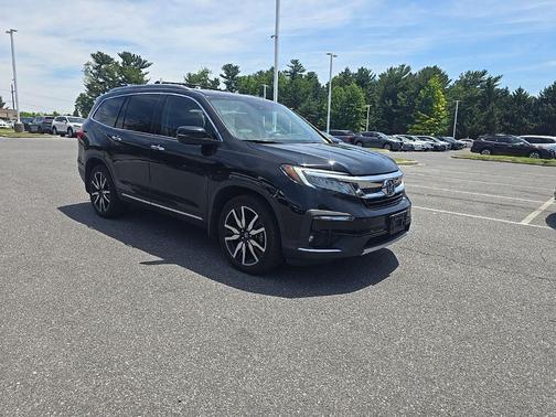 Crystal Black Pearl 2021 Honda Pilot AWD Elite
