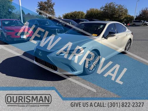 2022 Lexus ES 350 Base