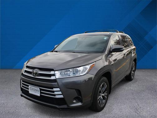 2018 Toyota Highlander LE I4