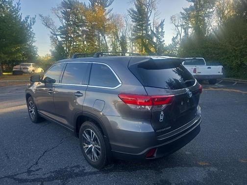 2018 Toyota Highlander LE I4