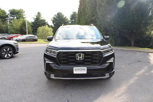 2023 Honda Pilot Touring 8-Passenger