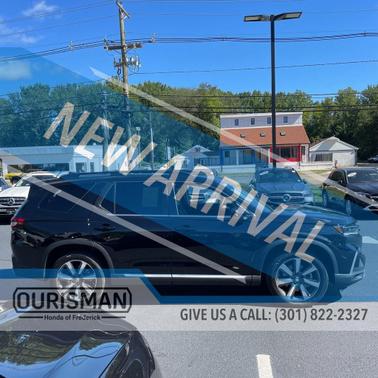 2023 Honda Pilot Touring 8-Passenger
