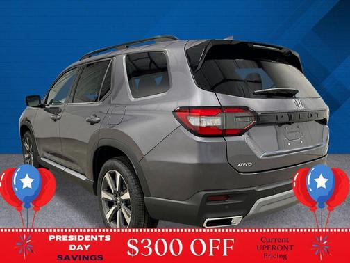 2025 Honda Pilot Touring 8-Passenger