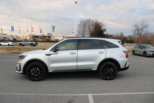 2022 Kia Sorento SX