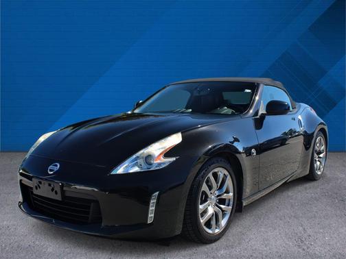 Magnetic Black Metallic 2014 Nissan 370Z Touring