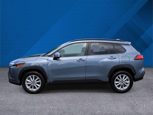 Celestite 2023 Toyota Corolla Cross LE