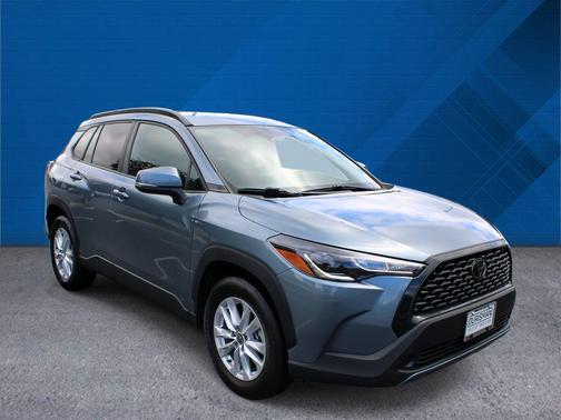 Celestite 2023 Toyota Corolla Cross LE