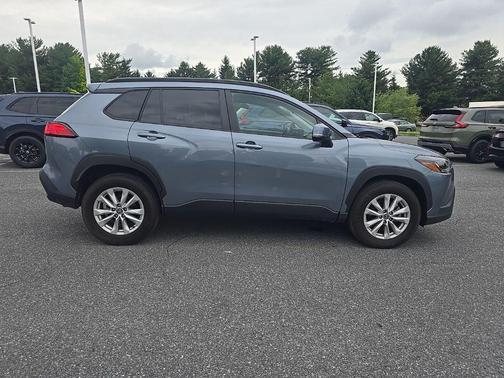 Celestite 2023 Toyota Corolla Cross LE