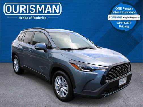 Celestite 2023 Toyota Corolla Cross LE