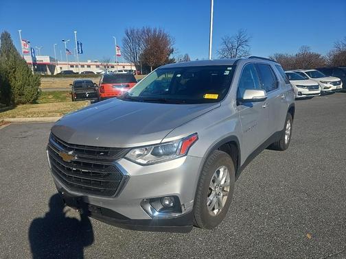 2020 Chevrolet Traverse LT Cloth
