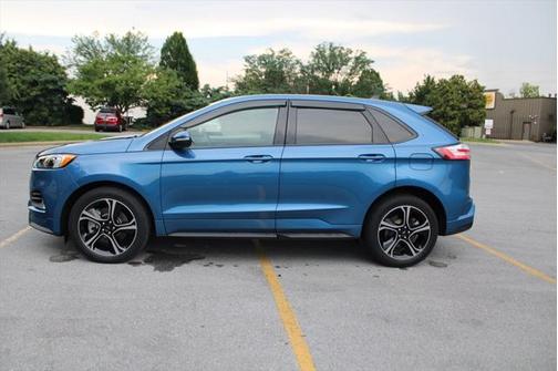 2021 Ford Edge ST
