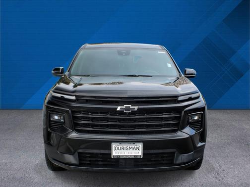 Mosaic Black Metallic 2024 Chevrolet Traverse LS