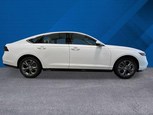 Platinum White Pearl 2026 Honda Accord Hybrid EX-L