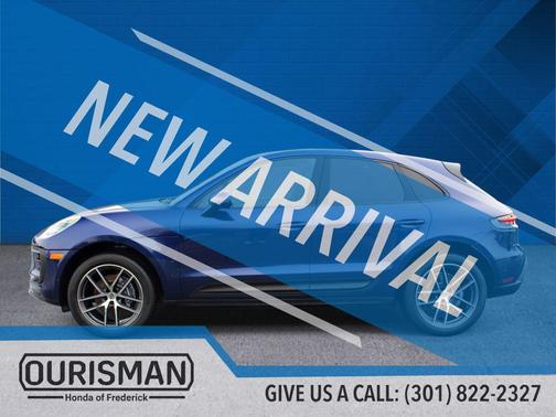 2022 Porsche Macan Base