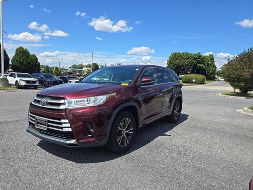 2017 Toyota Highlander LE