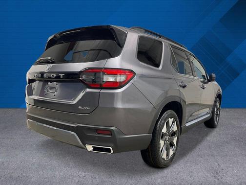 Modern Steel Metallic 2026 Honda Pilot Elite