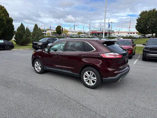 Burgundy Velvet Metallic Tinted Clearcoat 2020 Ford Edge SEL