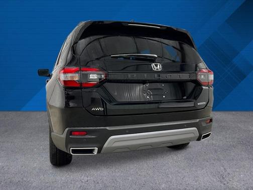 2025 Honda Pilot Touring 8-Passenger