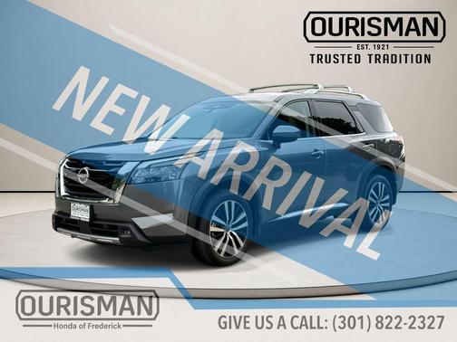 Gun Metallic 2025 Nissan Pathfinder Platinum 4WD