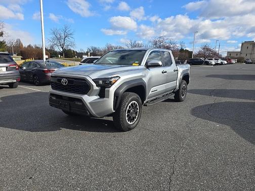 2024 Toyota Tacoma TRD Off Road