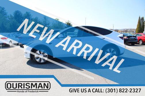 Pearl White Multi-Coat 2024 Tesla Model Y Long Range Dual Motor All-Wheel Drive