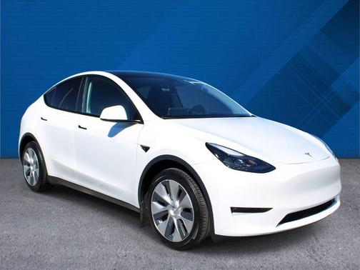 2024 Tesla Model Y Long Range Dual Motor All-Wheel Drive