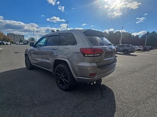 2020 Jeep Grand Cherokee Altitude