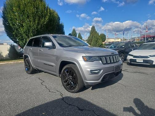 2020 Jeep Grand Cherokee Altitude