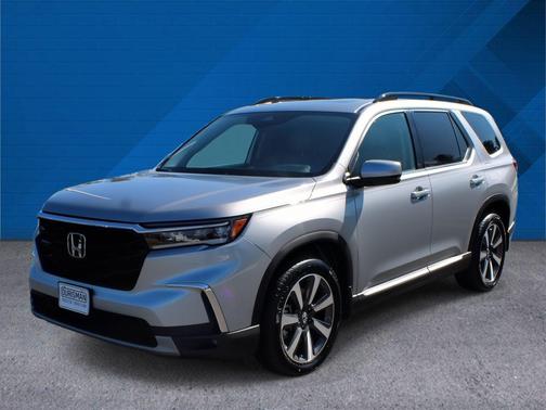 2025 Honda Pilot Touring 8-Passenger