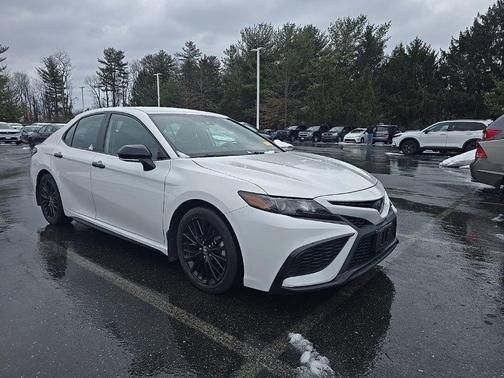 2022 Toyota Camry Nightshade Edition Hybrid