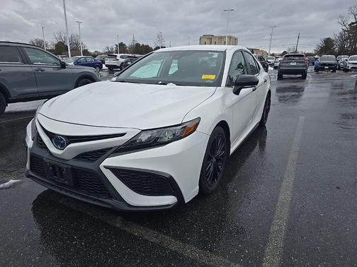 2022 Toyota Camry Nightshade Edition Hybrid