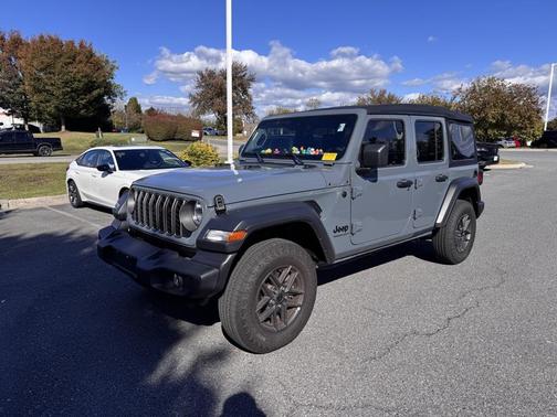 2025 Jeep Wrangler Sport S