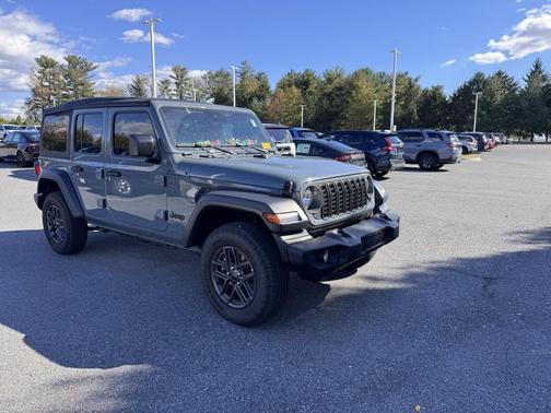 2025 Jeep Wrangler Sport S