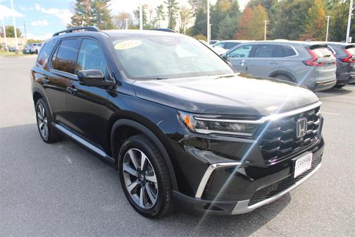 2023 Honda Pilot AWD Elite