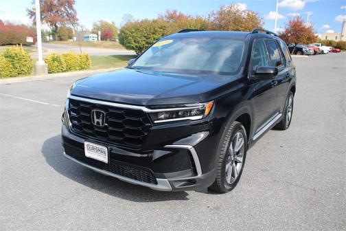 2023 Honda Pilot AWD Elite