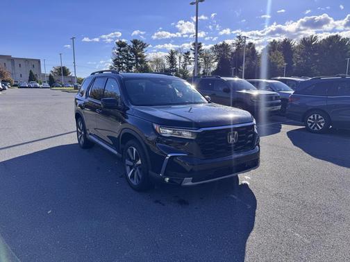 2023 Honda Pilot AWD Elite