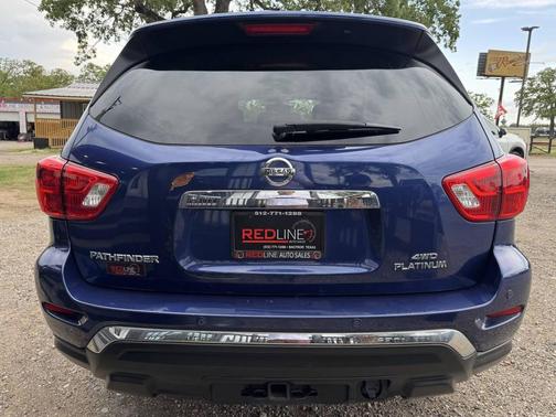 2017 Nissan Pathfinder Platinum