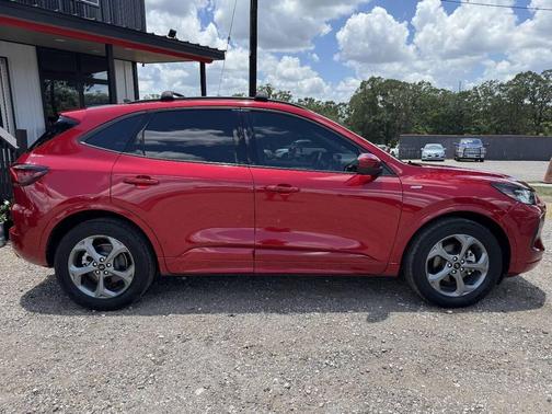 Rapid Red Metallic Tinted Clearcoat 2023 Ford Escape SEL